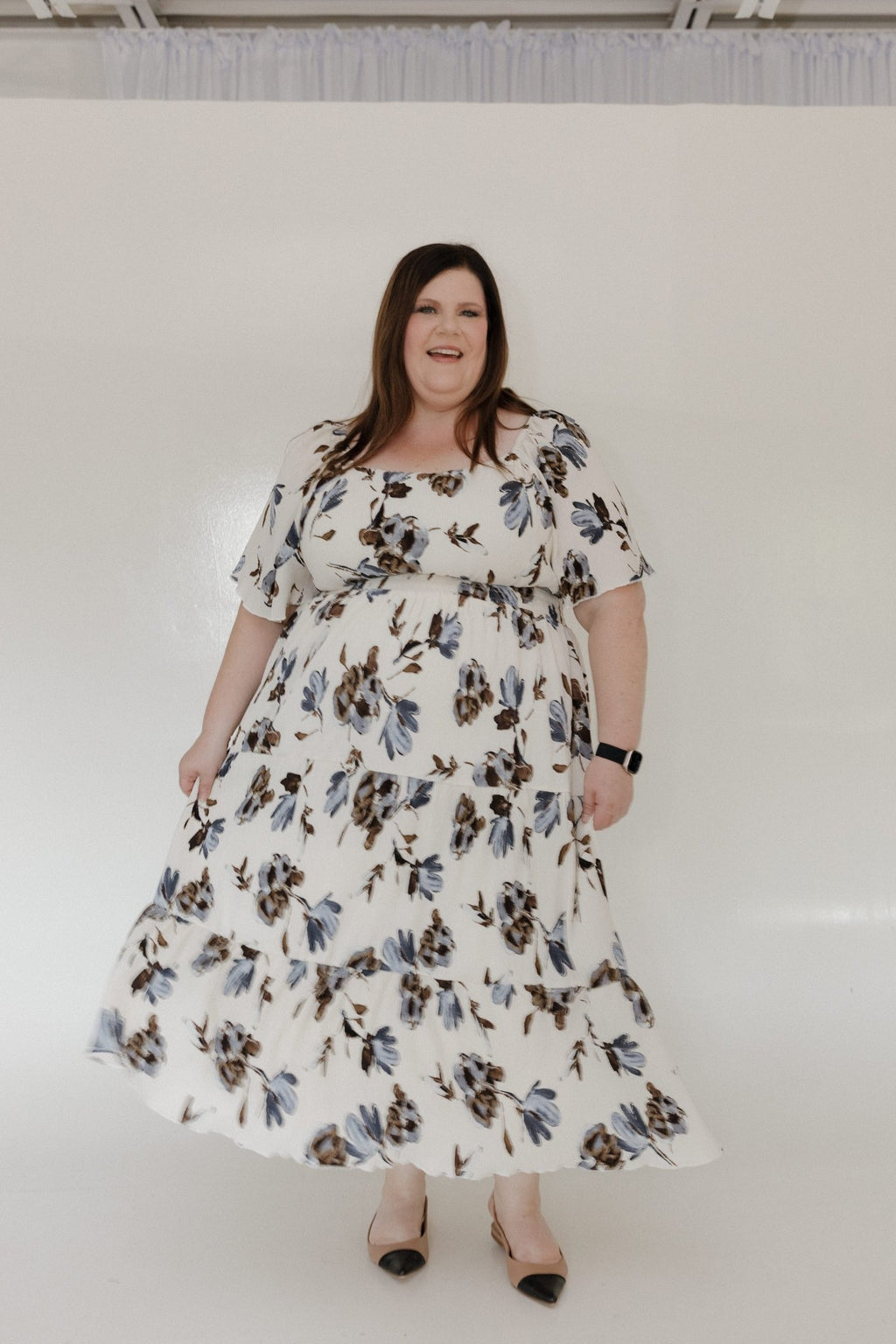 BOLD FLORAL PLISSE MAXI LENGTH DRESS WITH SMOCKED WAIST – Love Marlow