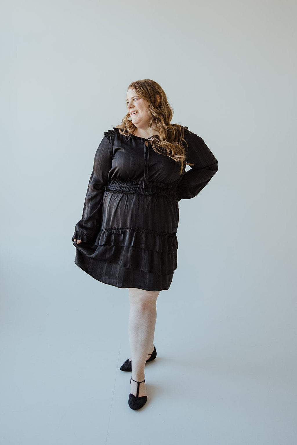 SATIN KNEE LENGTH DRESS WITH RUFFLE IN Black 3x / Black