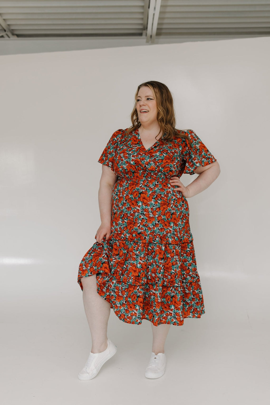 TULIP PRINT FAUX WRAP MIDI LENGTH DRESS xL / Caliente Floral