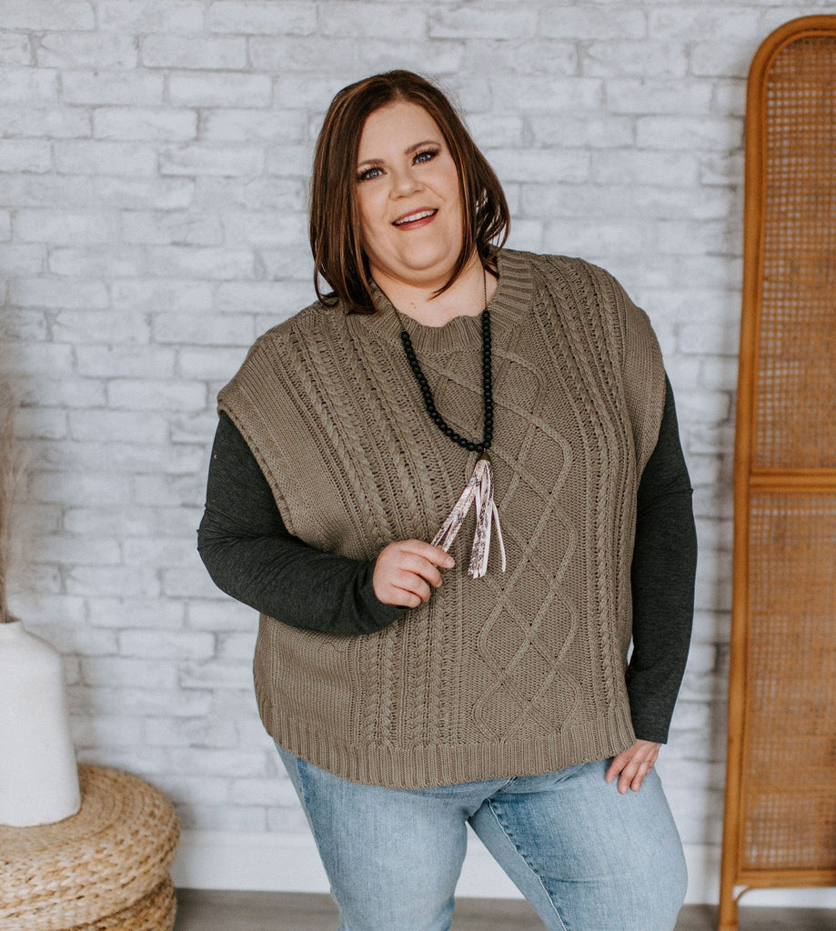CABLE KNIT SWEATER – Love Marlow