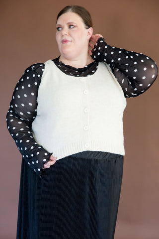 Button-Front Sweater Vest – Buttercream