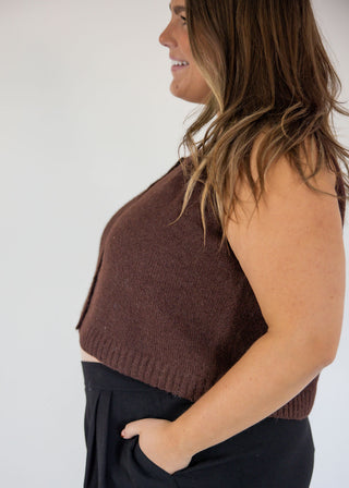 Button-Front Sweater Vest – Teddy Bear Brown