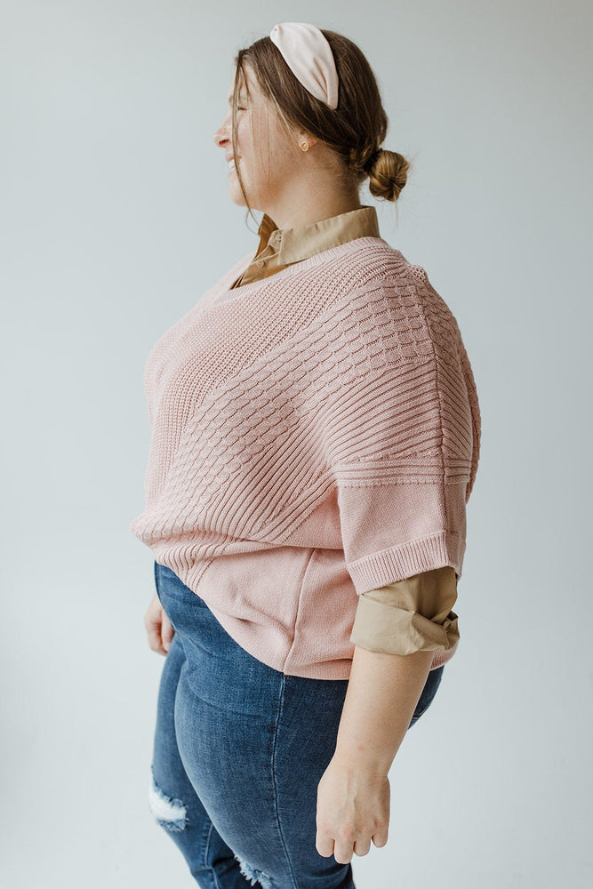 CABLE KNIT SHORT SLEEVE SWEATER