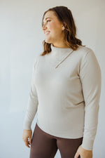 CLASSIC LIGHTWEIGHT TURTLENECK IN SHORTBREAD