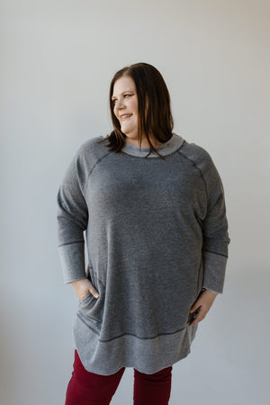 CLASSIC TUNIC TEE WITH POCKETS IN WASHED BLACK