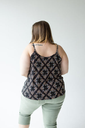 DIAMOND PATTERNED FLORAL CAMI