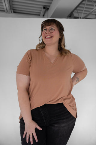 Essential V-Neck Tee – Soft Terracotta