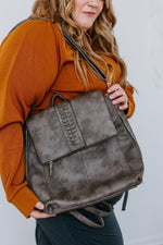 FLAPOVER BACKPACK IN DRIFTWOOD