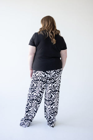 FLOWY WIDE LEG PANTS IN ABSTRACT PRINT