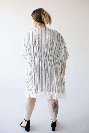 FLOWY WOVEN KIMONO WITH FRINGE