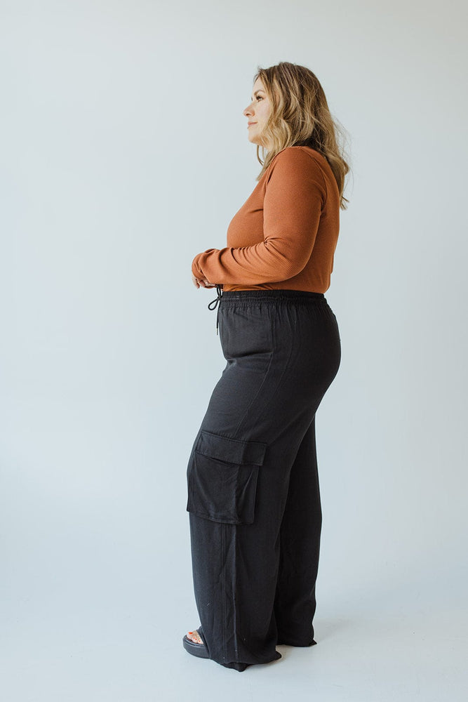 FLOWY WIDE LEG CARGO PANTS