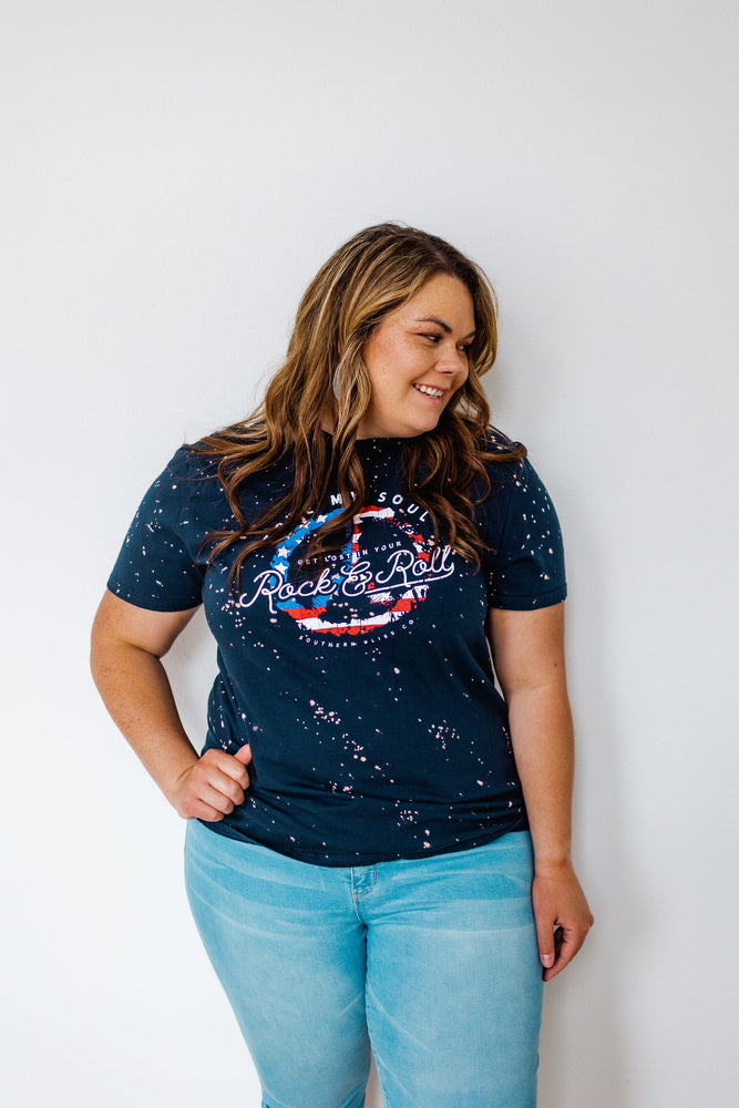 
            
                Load image into Gallery viewer, &amp;quot;FREE MY SOUL GET LOST IN YOUR ROCK AND ROLL&amp;quot; GRAPHIC TEE IN NAVY
            
        