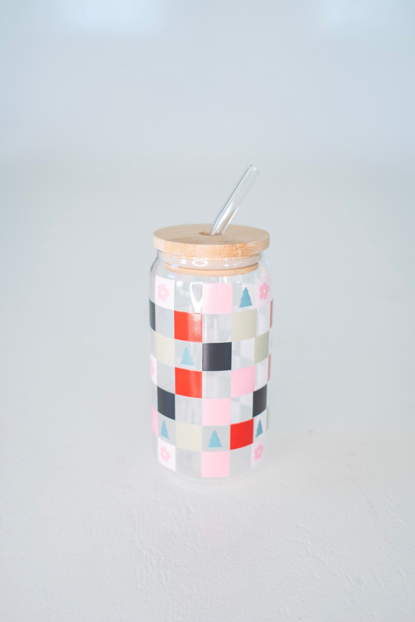 Tumbler with geometric Holiday pattern and wooden lid  Glass Straw Glass coffee cup