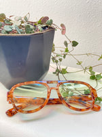 BARI BARI SUNGLASSES IN TORTOISE & SUNRISE