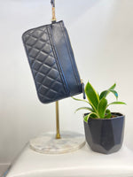 QUILTED FAUX LEATHER WRISTLET