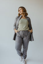 KNIT JOGGERS IN SPORTY GREY