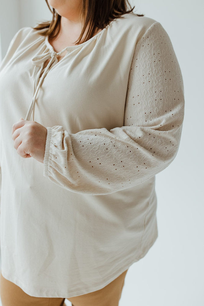 LACE SLEEVE BOHO BLOUSE IN CREAM