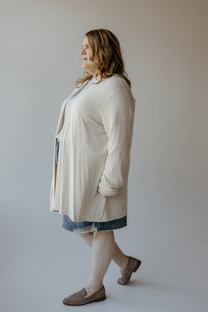 LIGHTWEIGHT LONG-SLEEVED CARDIGAN IN SAND