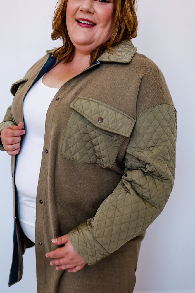 LONG SHACKET WITH QUILTED DETAILS