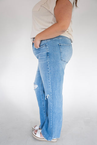 Lovervet High-Rise Slim Wide Leg Jeans – Distressed Medium Light Wash
