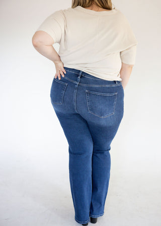 Lovervet High Rise Bootcut – Dark Wash