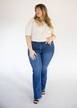 Lovervet High Rise Bootcut – Dark Wash