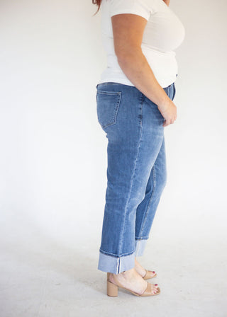 Lovervet Single Cuff Ankle Straight – Dark Medium Wash