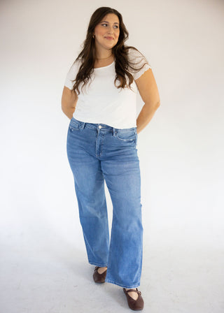 Lovervet Super High Rise Wide Leg – Medium Wash