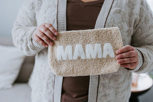 "MAMA" TEDDY MAKEUP POUCH IN TAN