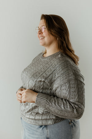 METALLIC SILVER CABLE KNIT SWEATER