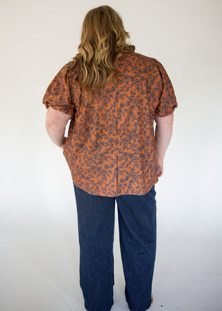 Notch Neck Floral Empire Waist Top – Brown