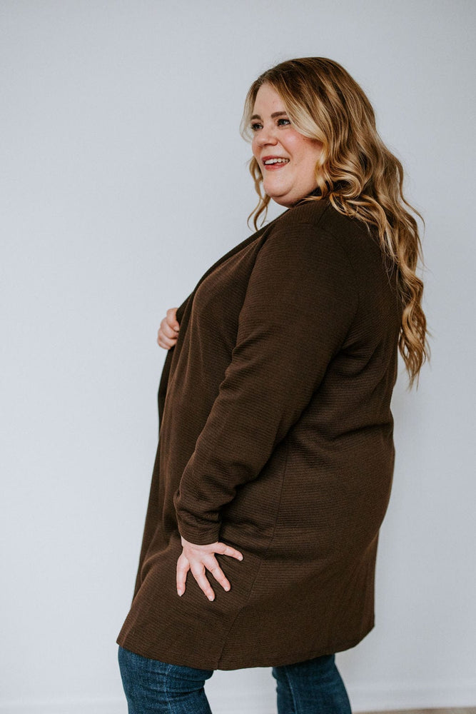 
            
                Load image into Gallery viewer, OPEN FRONT HORIZONTAL TEXTURED CARDIGAN IN CHATEAU BROWN
            
        