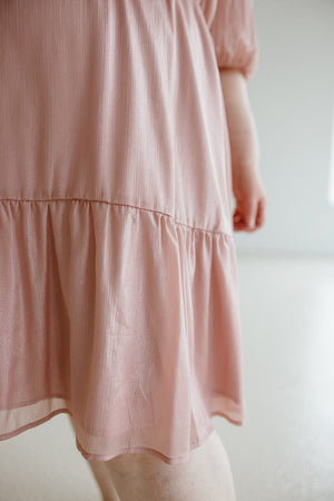 PLEATED BUBBLE SLEEVE KNEE LENGTH DRESS IN ANTIQUE ROSE