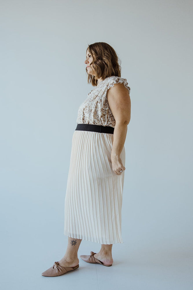 PLEATED MIDI LENGTH CHIFFON SKIRT IN TAUPE