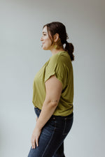 PLEATED CREW NECK BLOUSE IN OLIVE LEAF