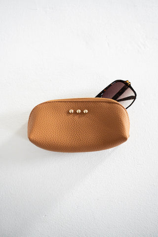 Pebbled Dome Zip Pouch – Brown