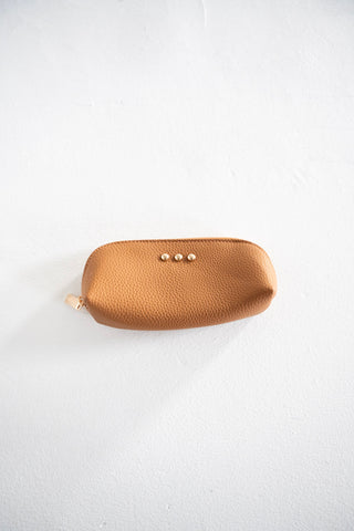 Pebbled Dome Zip Pouch – Brown