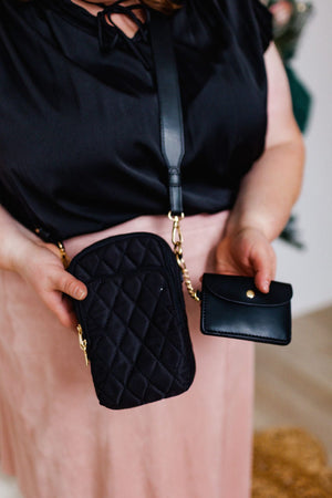 QUILTED CROSSBODY SLING BAG IN BLACK