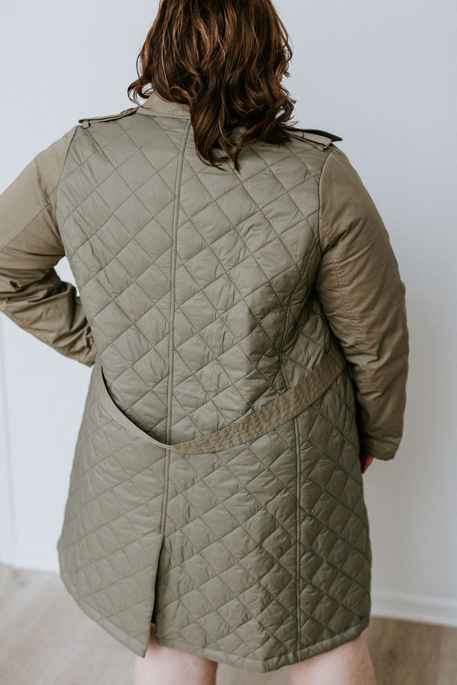 
            
                Load image into Gallery viewer, QUILTED TRENCH COAT
            
        