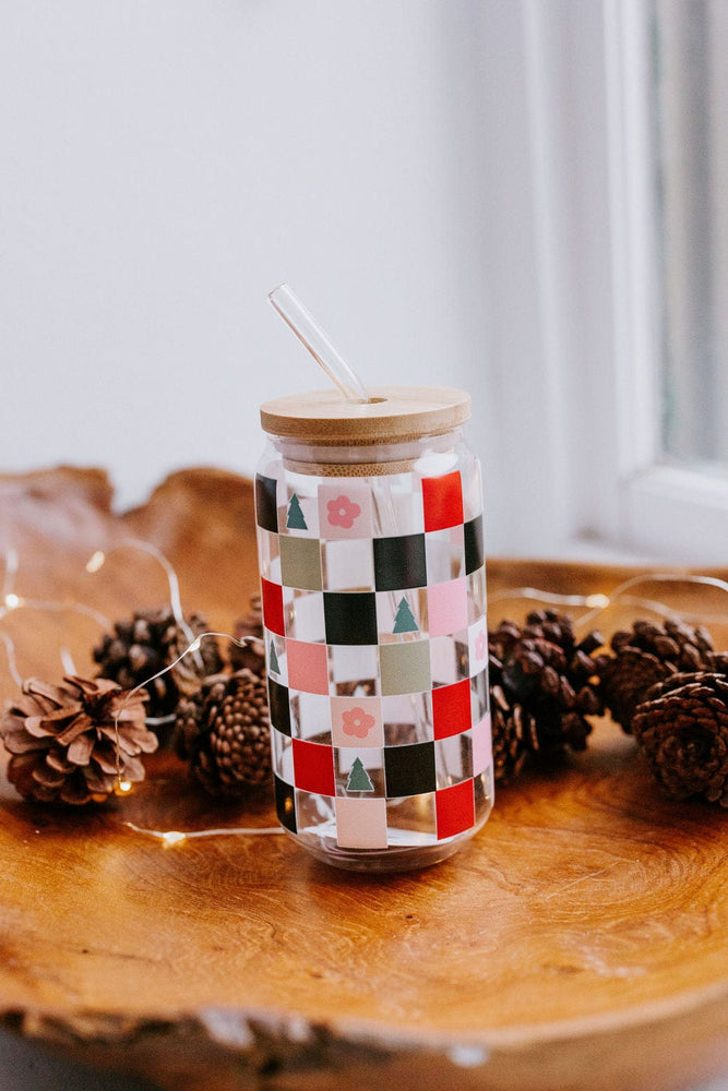 ROUND GLASS CUP IN CHRISTMAS HOLIDAY CHECKERS