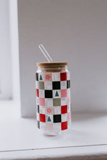 ROUND GLASS CUP IN CHRISTMAS HOLIDAY CHECKERS