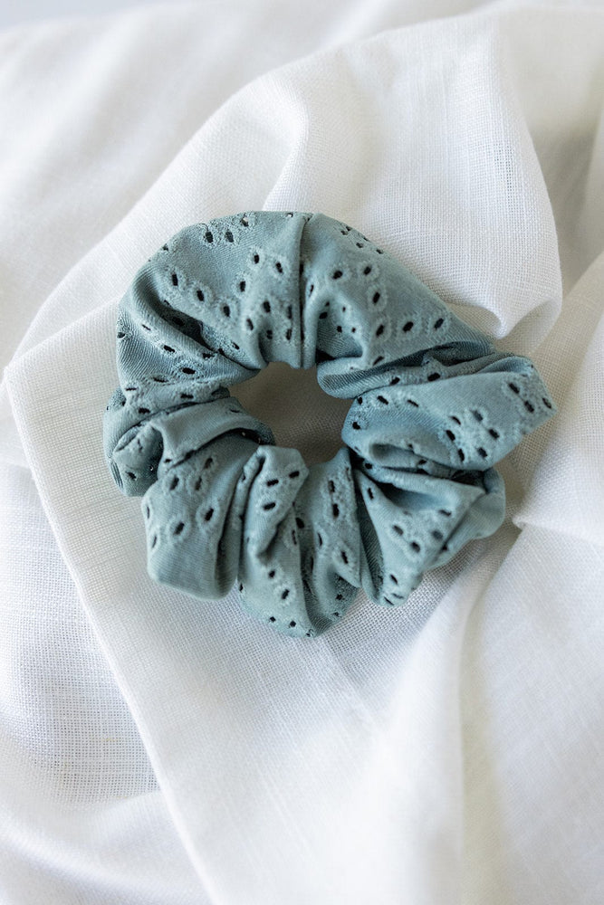 EYELET LACE SCRUNCHIE IN SAGE GREEN