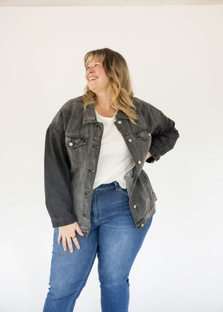 Relaxed Button-Front Denim Jacket – Ash Black