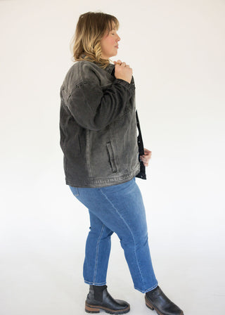 Relaxed Button-Front Denim Jacket – Ash Black