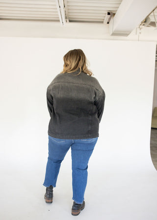 Relaxed Button-Front Denim Jacket – Ash Black