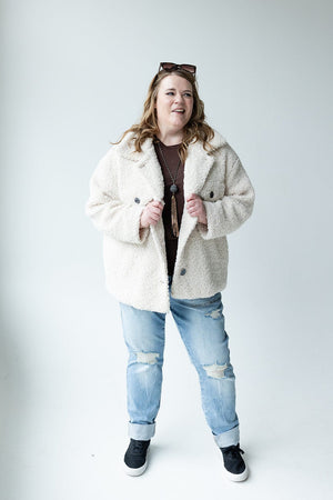 SHERPA JACKET IN CREAM