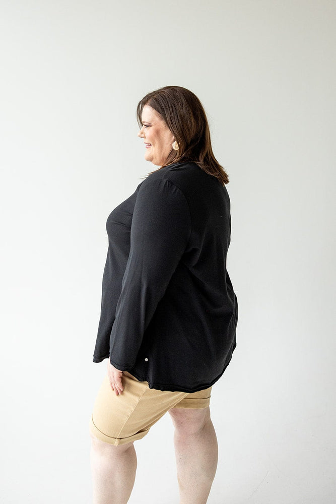 SINGLE POCKET TUNIC WITH RAW HEMS IN BLACK