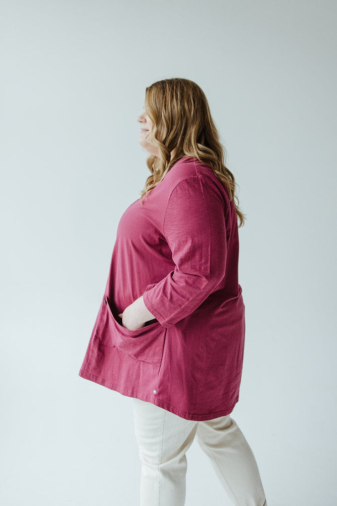 3/4 SLEEVE RAW SEAM TUNIC WITH POCKETS IN CRANBERRY