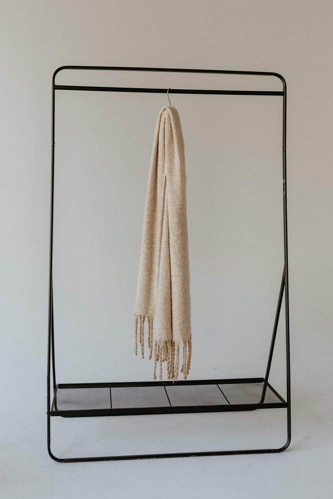 SOFT NUBBY SCARF WITH FRINGE IN IVORY