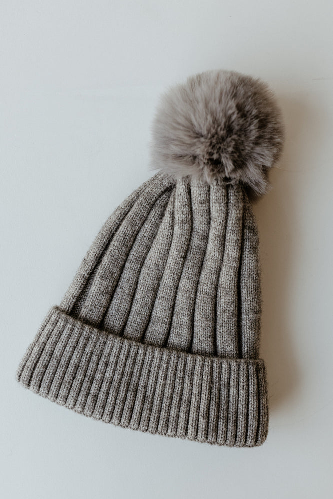 SOLID RIBBED KNIT BEANIE WITH PUFF IN GREY